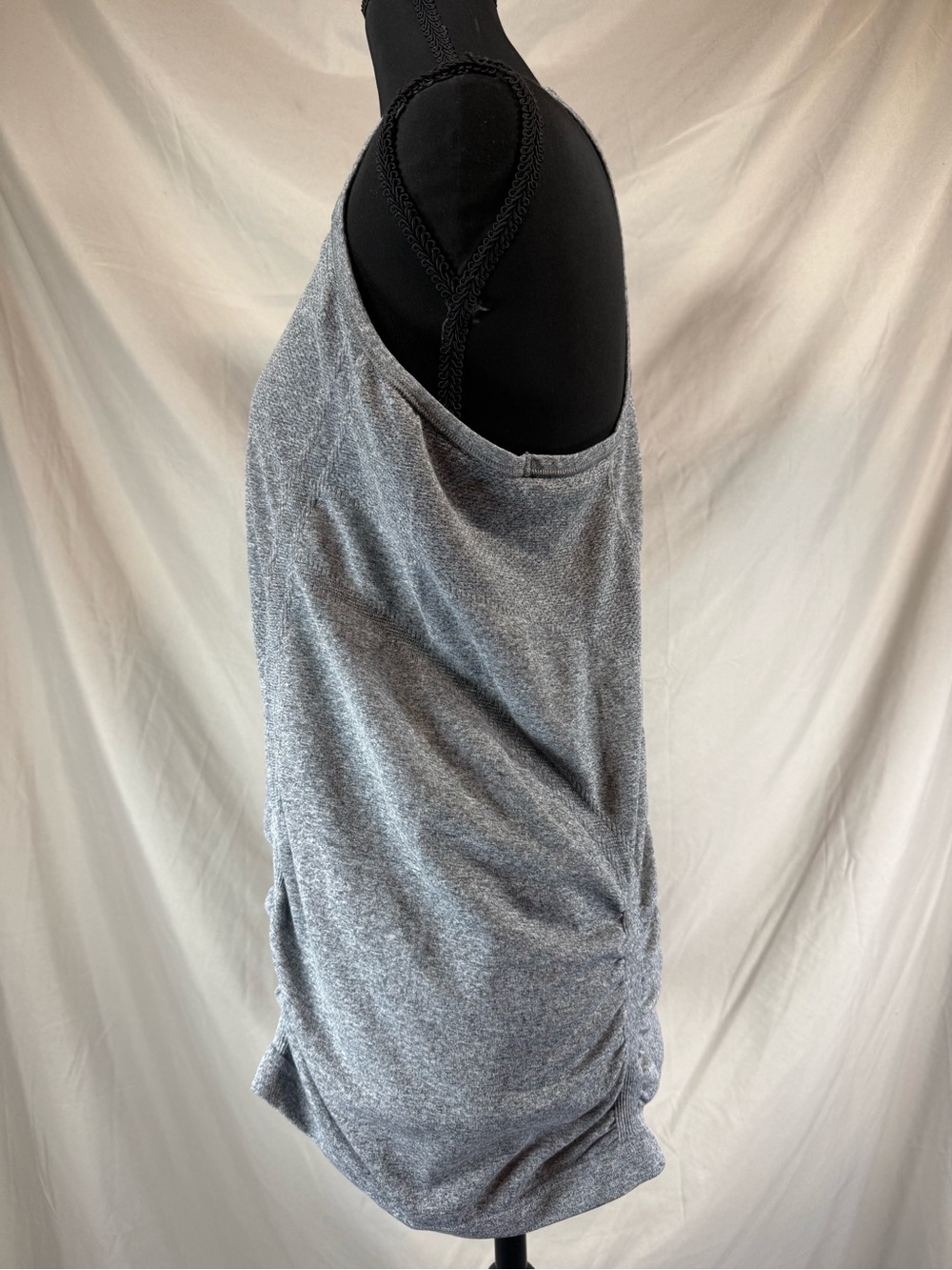 Athleta Fastest Track Seamless Ruched Racerback Tank Gray - Size Large - Picture 3 of 5